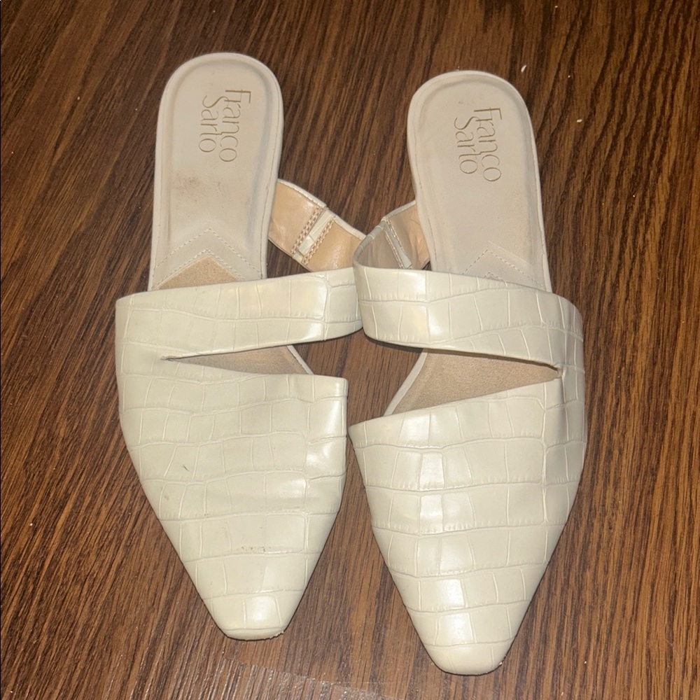 Franco Sarto Women's Cream Croc-Embossed Mules